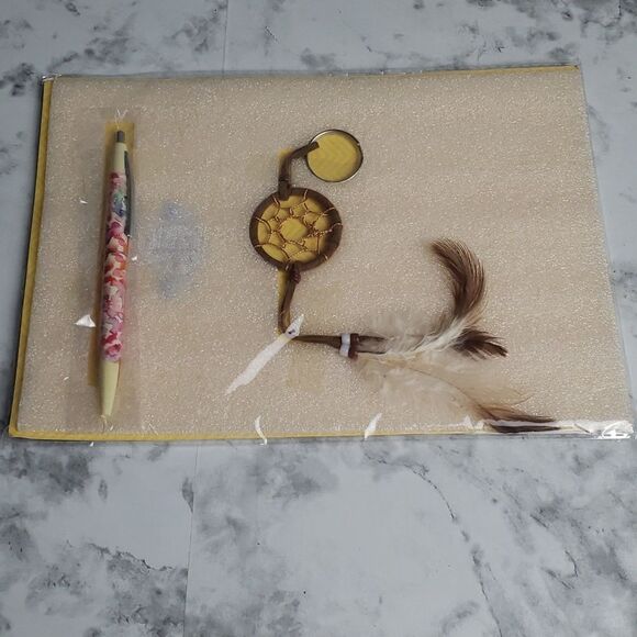 Dream Catcher Key Chain and Pin - Picture 1 of 4